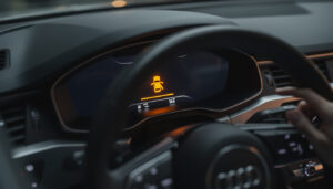 découvrez les étapes à suivre lorsque le voyant moteur de votre audi s'allume pour assurer la sécurité de votre véhicule et éviter des réparations coûteuses.